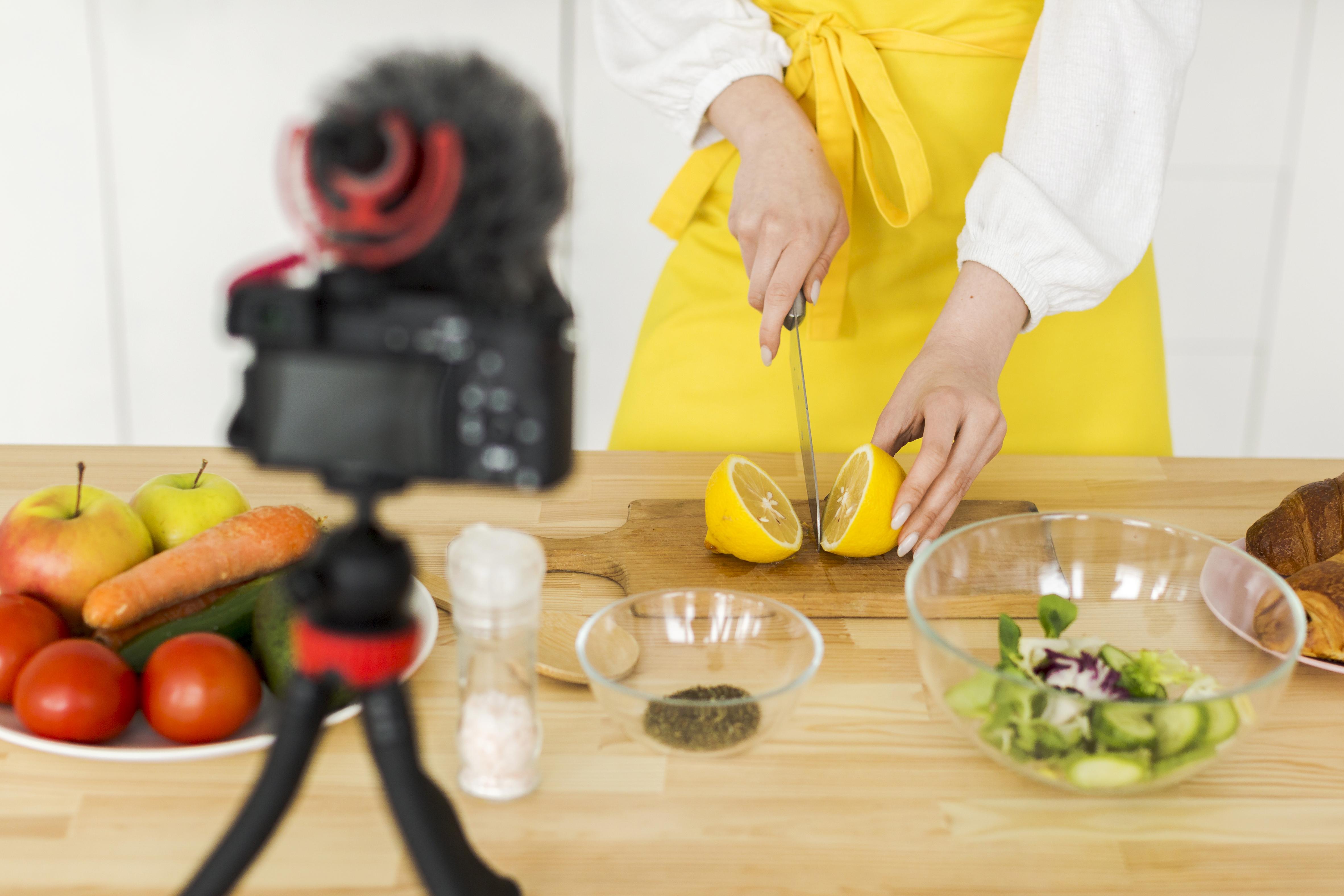 The Best UGC Platform for Food and Beverage CPG Brands thumbnail