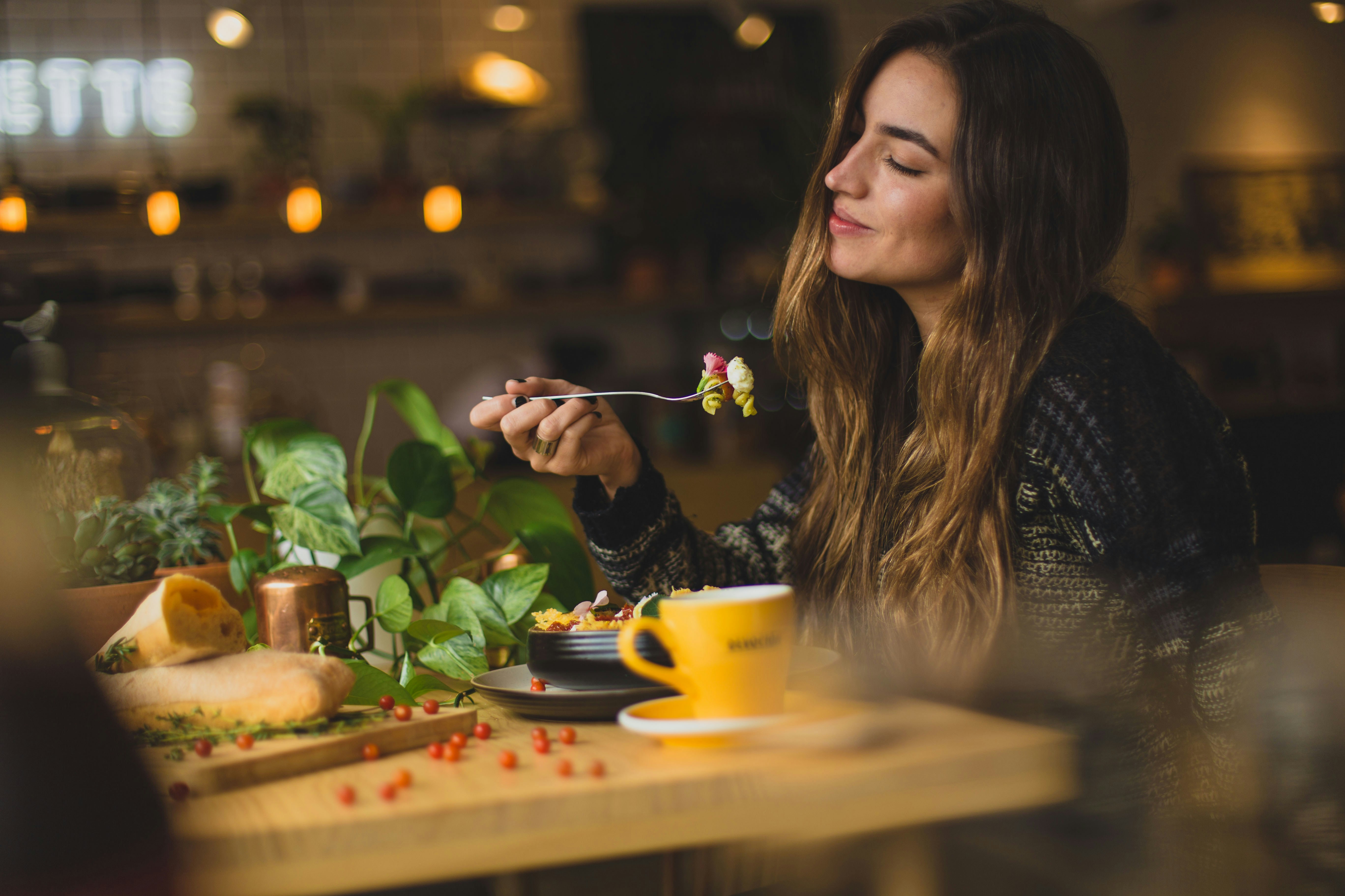 Jupiter vs. Statusphere: Which Platform Is Right for Food CPG Brands? thumbnail