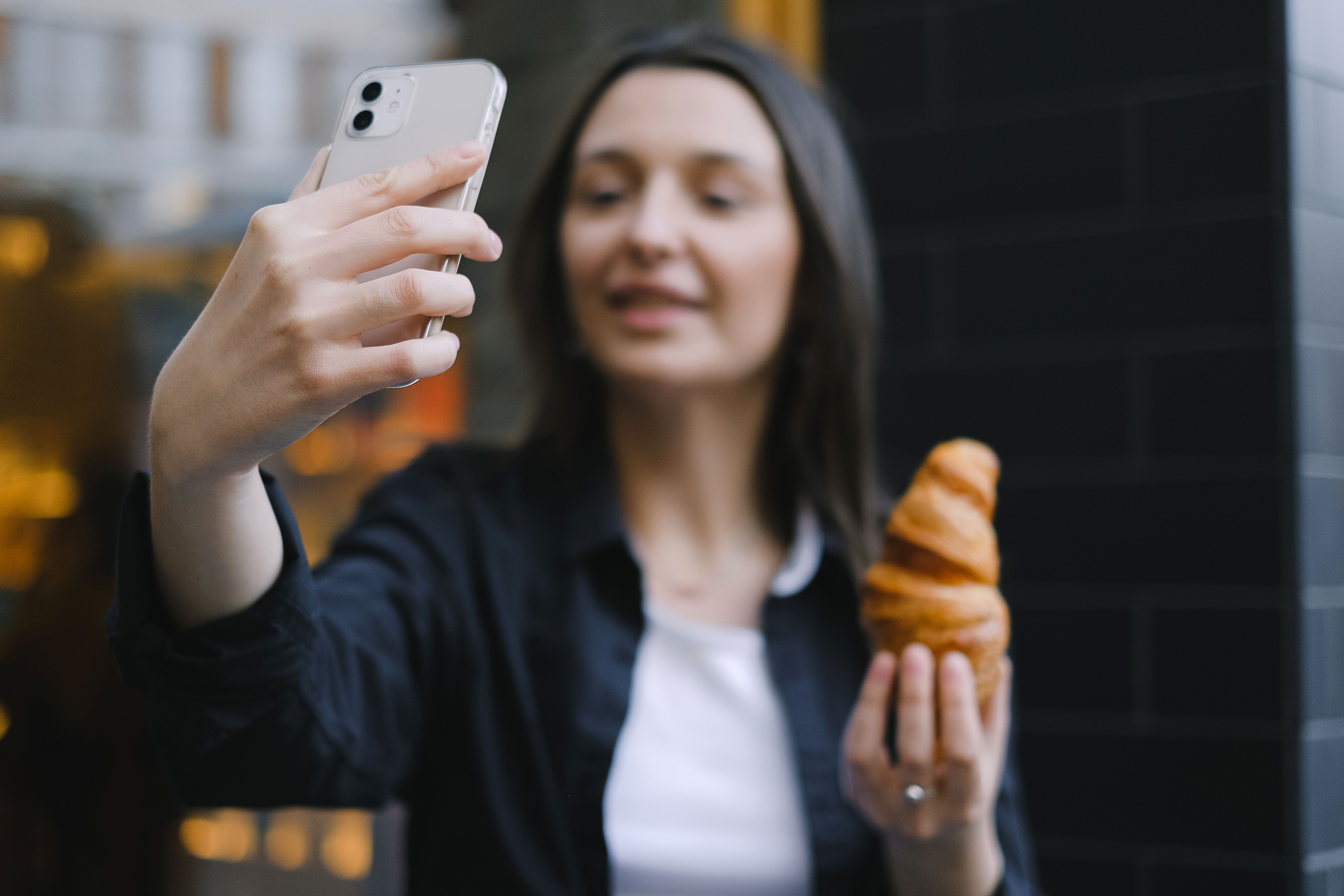 Why Influencer Marketing Has Become the Primary Growth Channel for Food and Beverage CPG Brands thumbnail